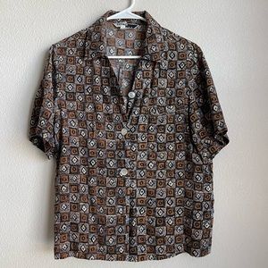 Vintage print pattern button up shirt